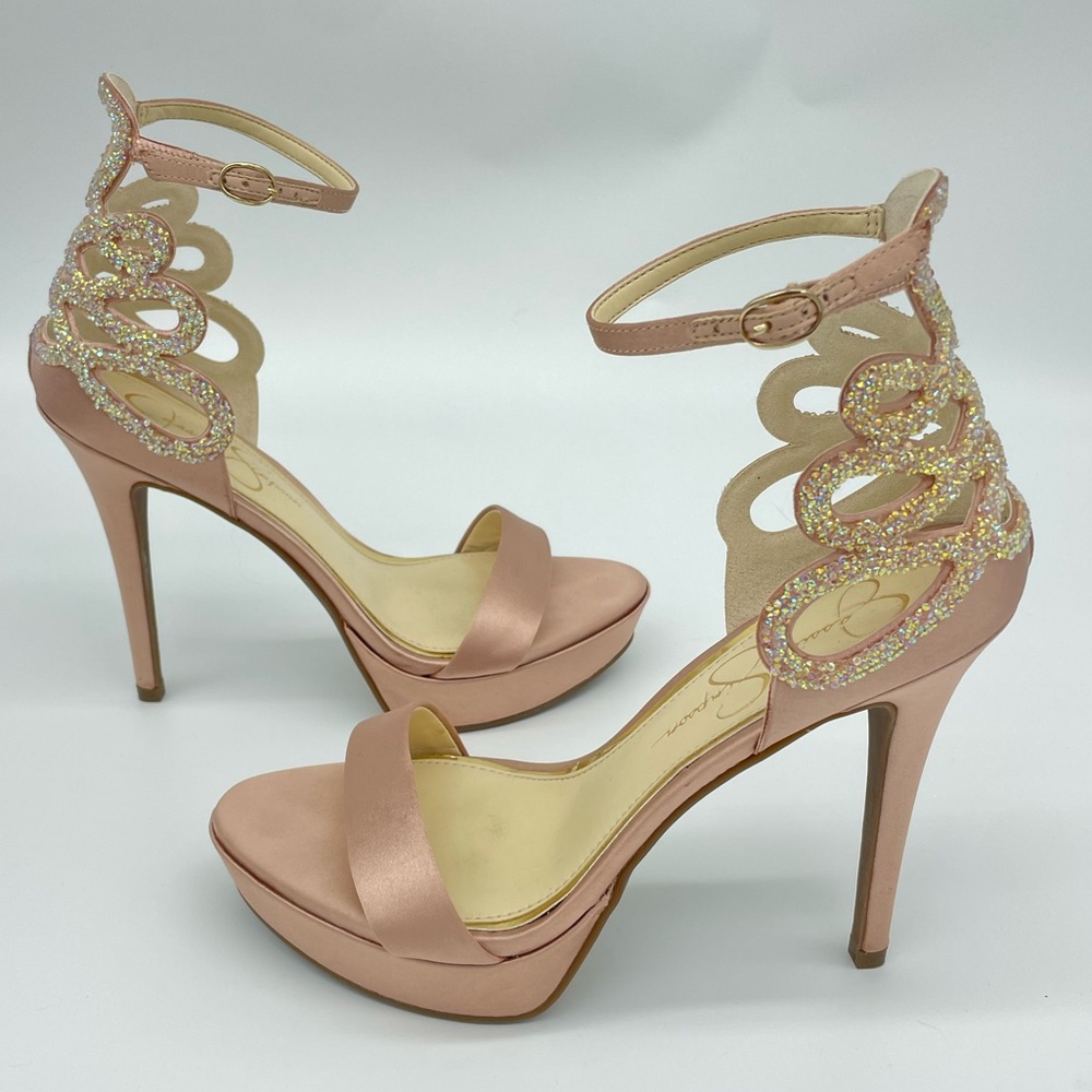 Jessica Simpson Women's BAYVINN Heeled Sandal